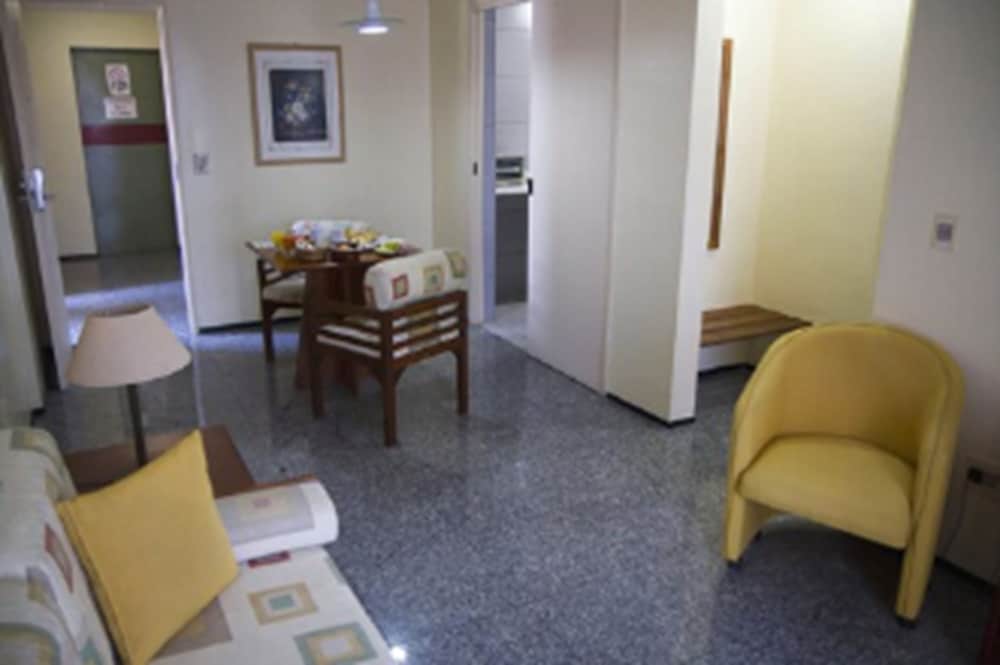 Spazzio Residence Hotel 46/65