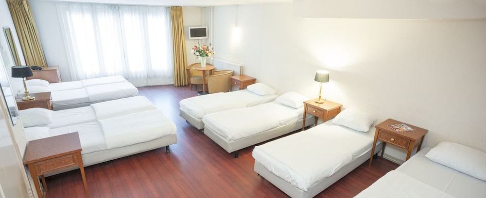 Delta Hotel City Center 20/24