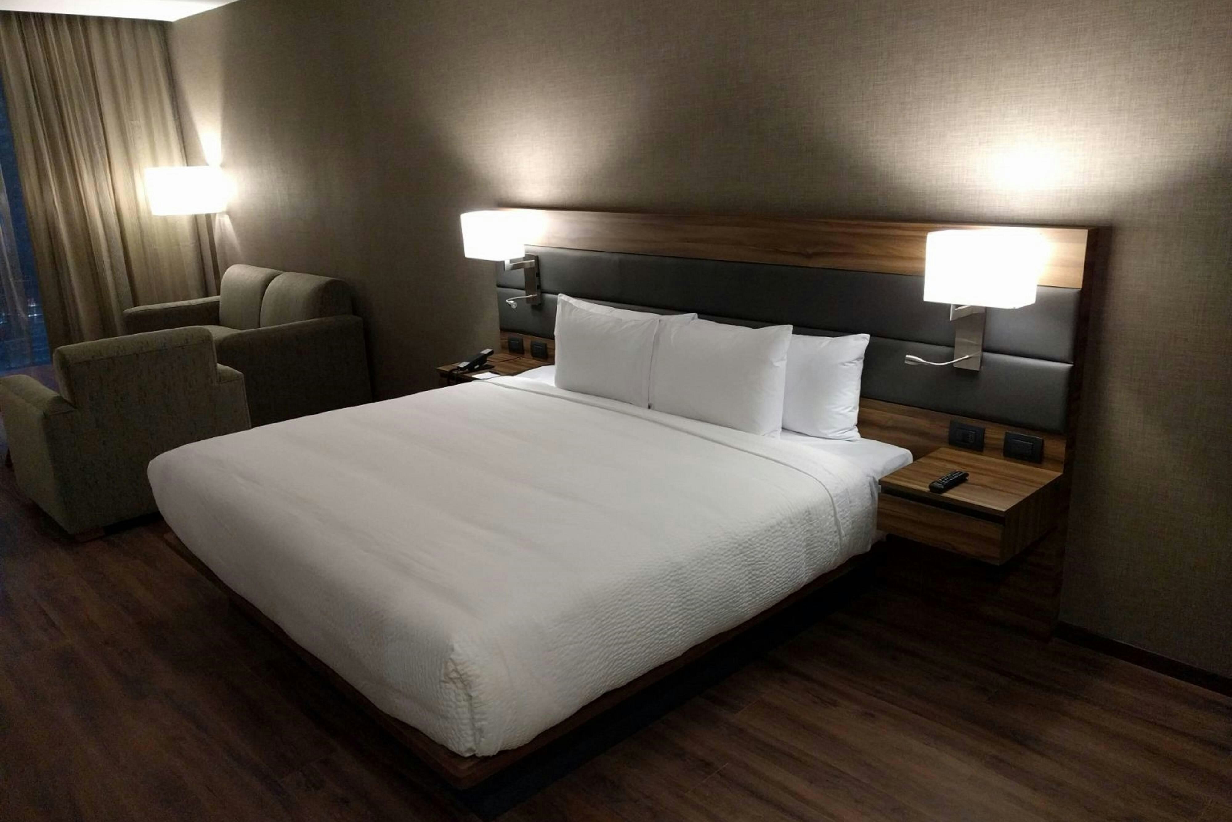 AC by Marriott Mexico Santa Fe 7/48