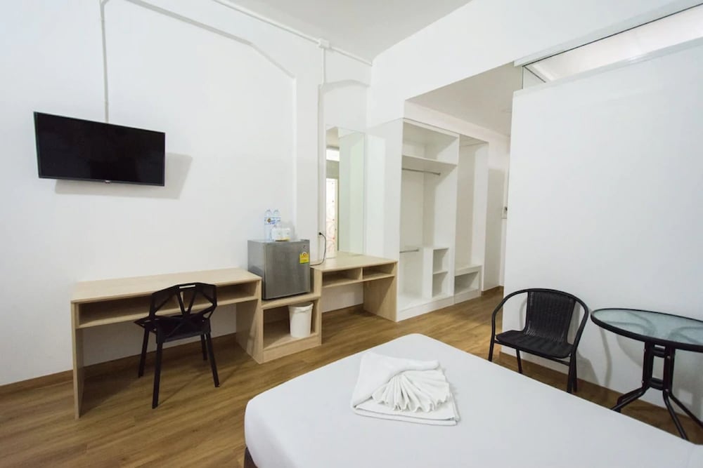 Basaya Beach Hotel And Resort 24/63