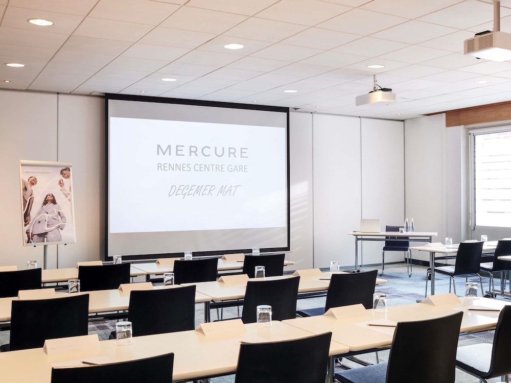 MERCURE RENNES CENTRE GARE 61/67