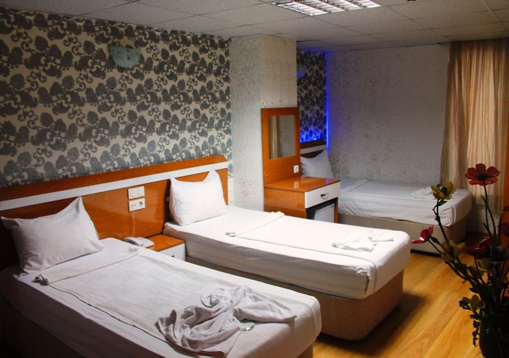 Avcilar Inci Hotel 13/68