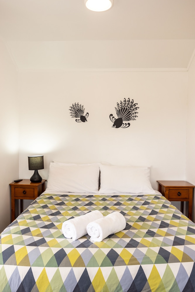 Haka House Taupo 13/50