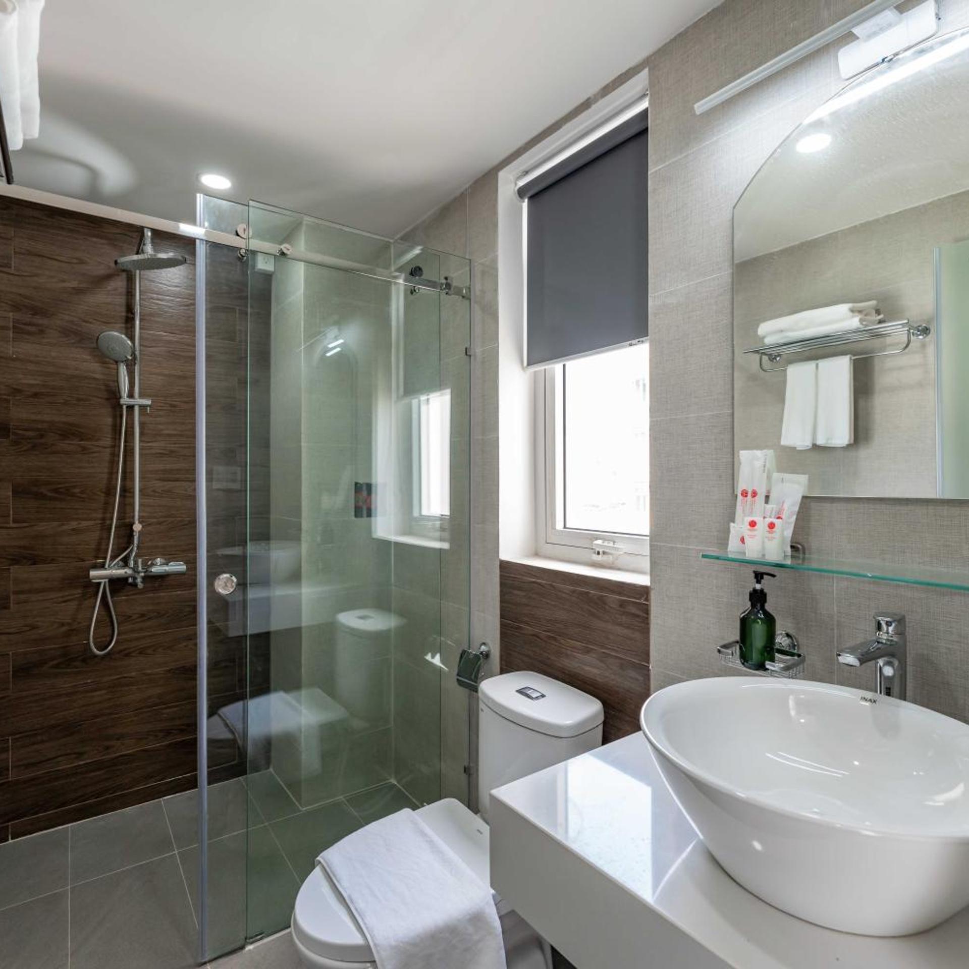 Edoya Hotel Dong Khoi 46/50