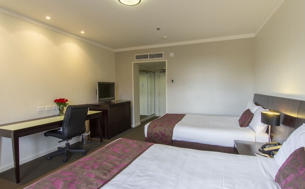 Hotel Grand Chancellor Adelaide 24/67