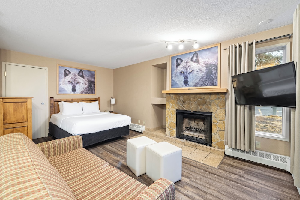 Banff Rocky Mountain Resort 28/63