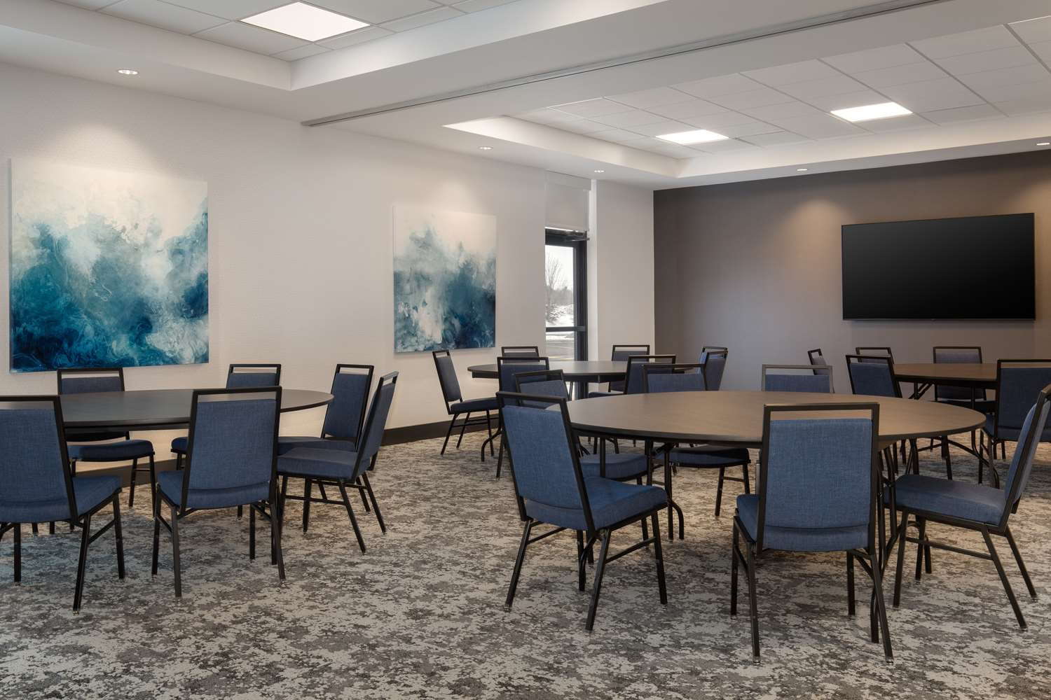Quality Inn and Suites Prescott, ON 24/27