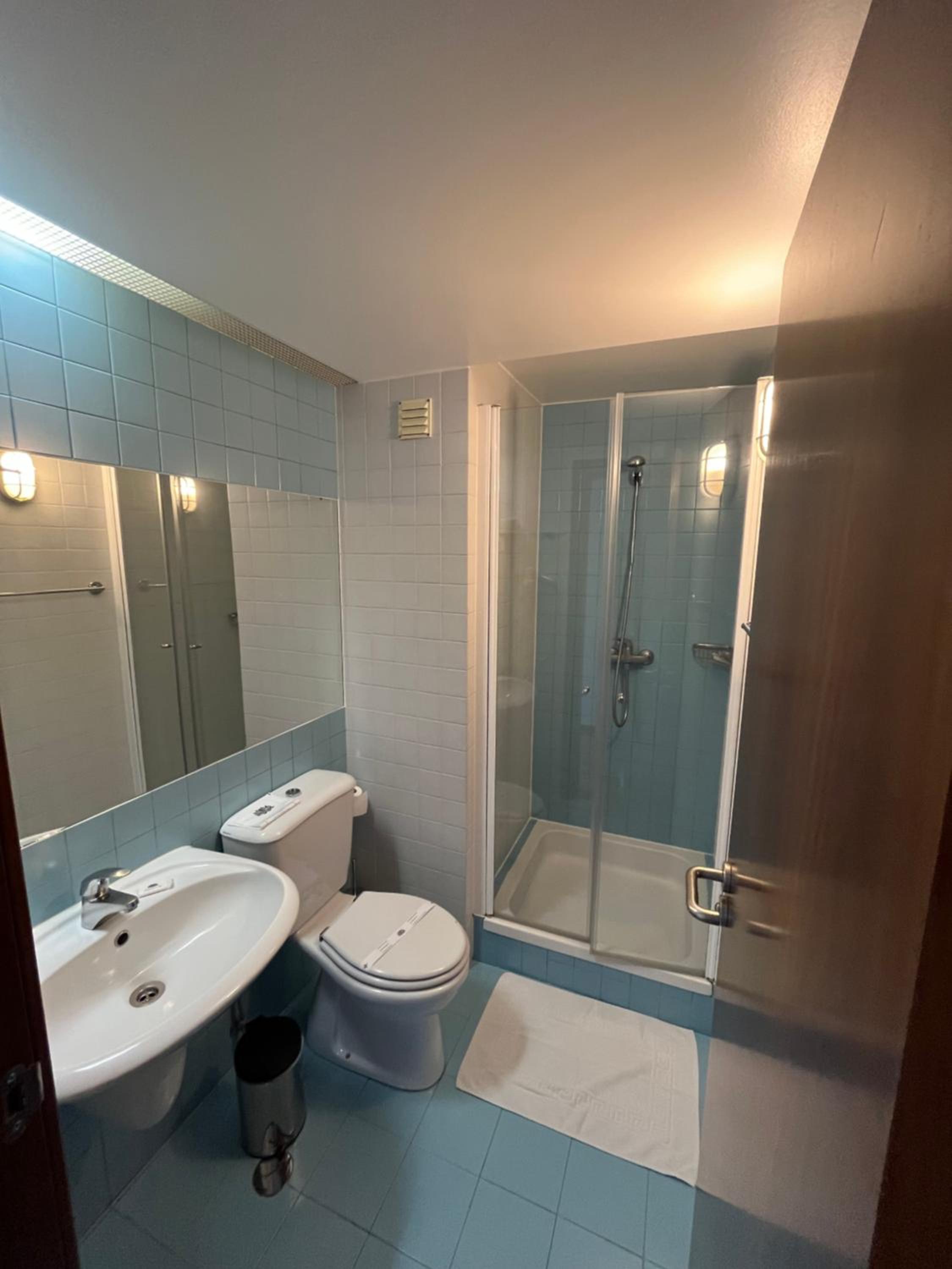 Hotel Paulo VI 48/50