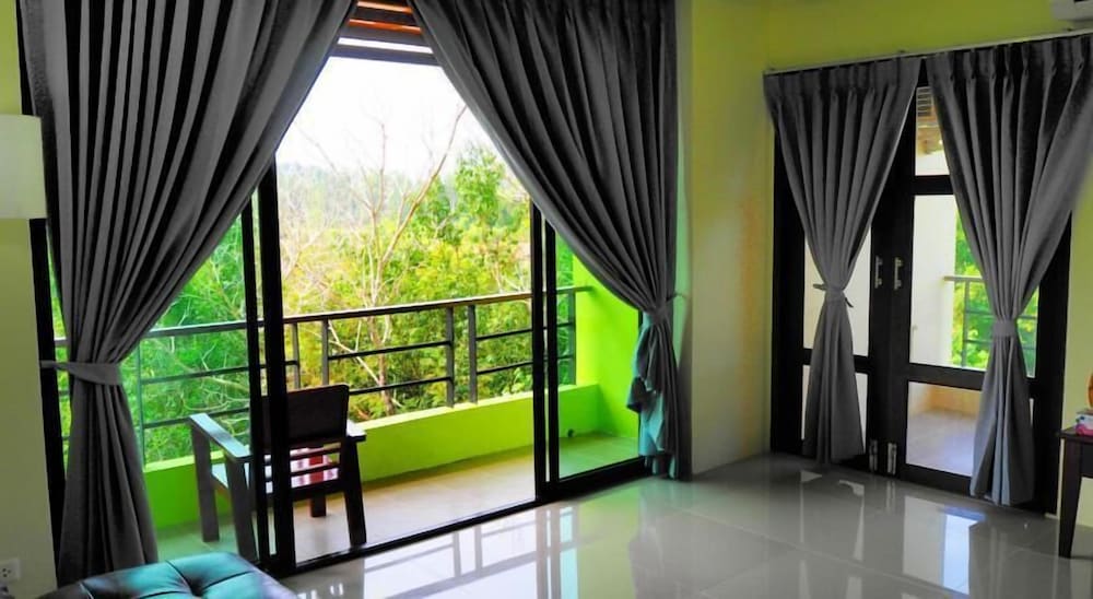 Morakot Lanta Resort 8/63