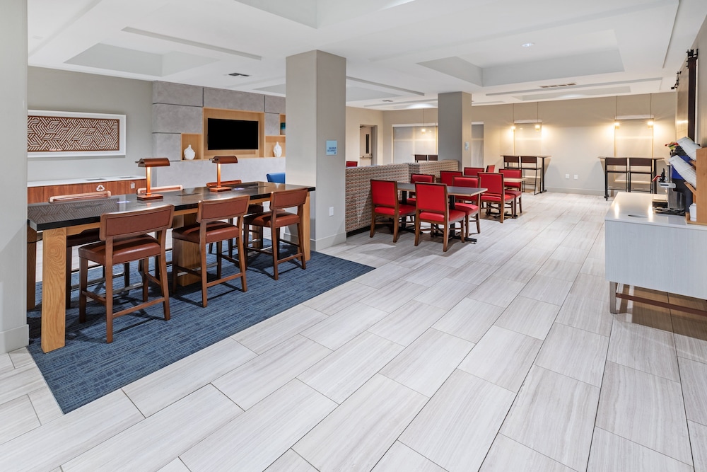 Holiday Inn Express Hotel & Suites Shreveport - West 55/68
