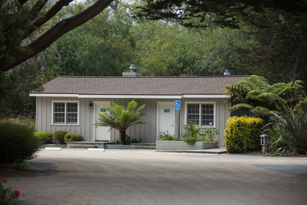 Carmel River Inn 5/62