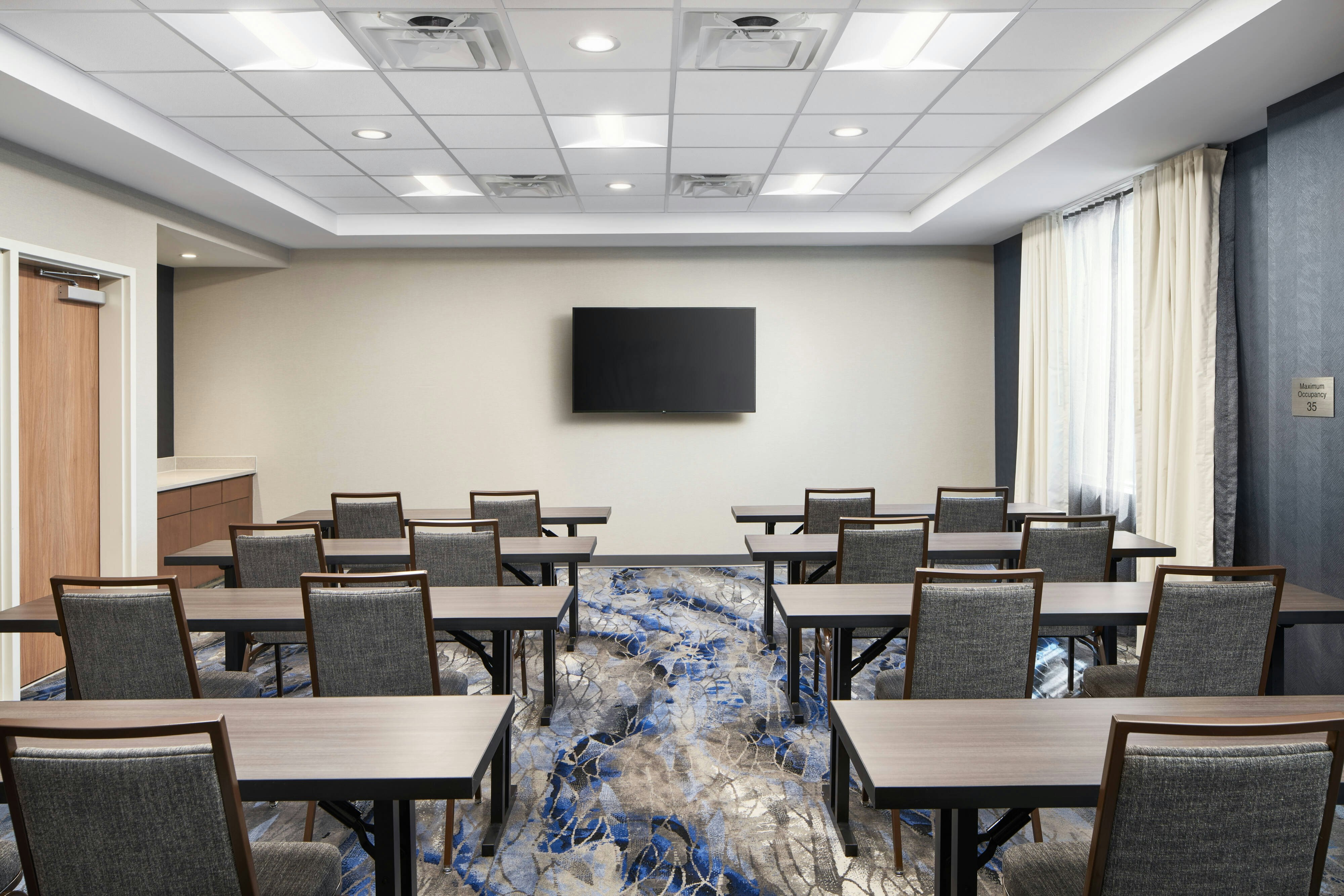Fairfield Inn and Suites by Marriott Tampa Riverview 34/41