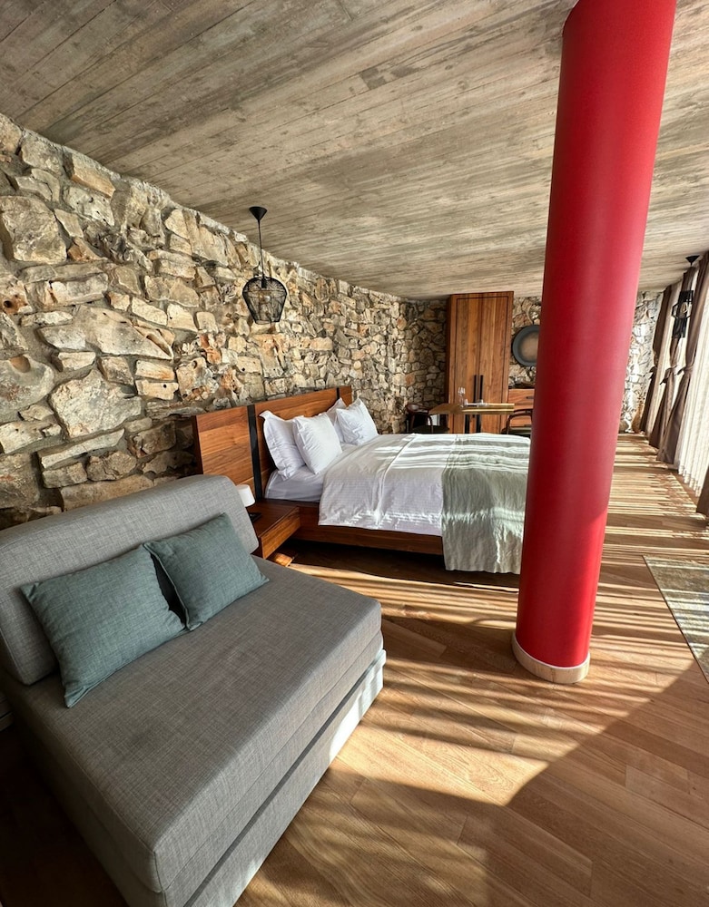 Buze Boutique Hotel 9/33