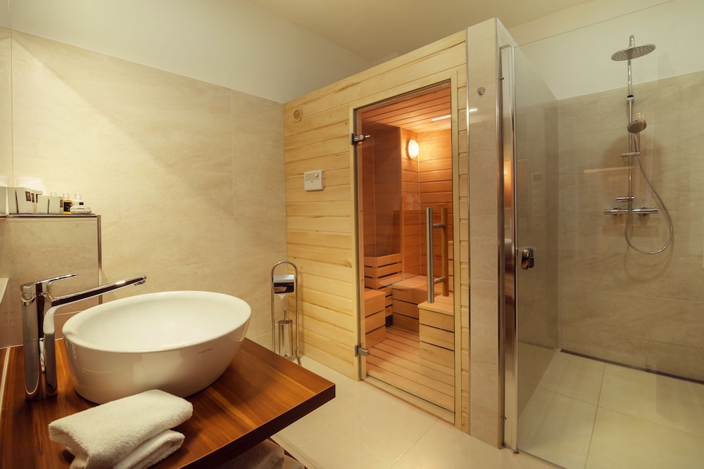 City Residence Apartment Hotel 48/50