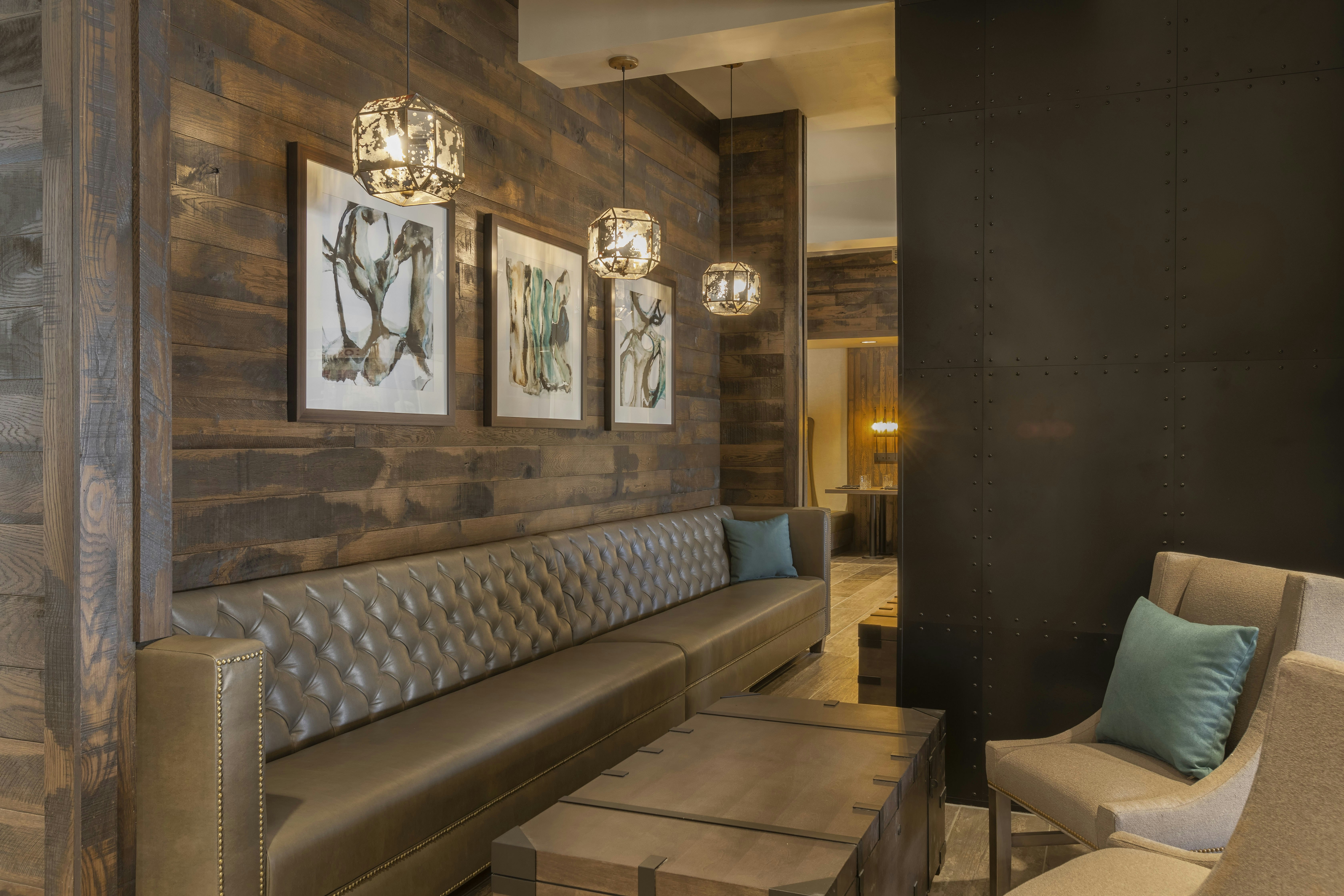 Embassy Suites by Hilton Tulsa I-44 17/46
