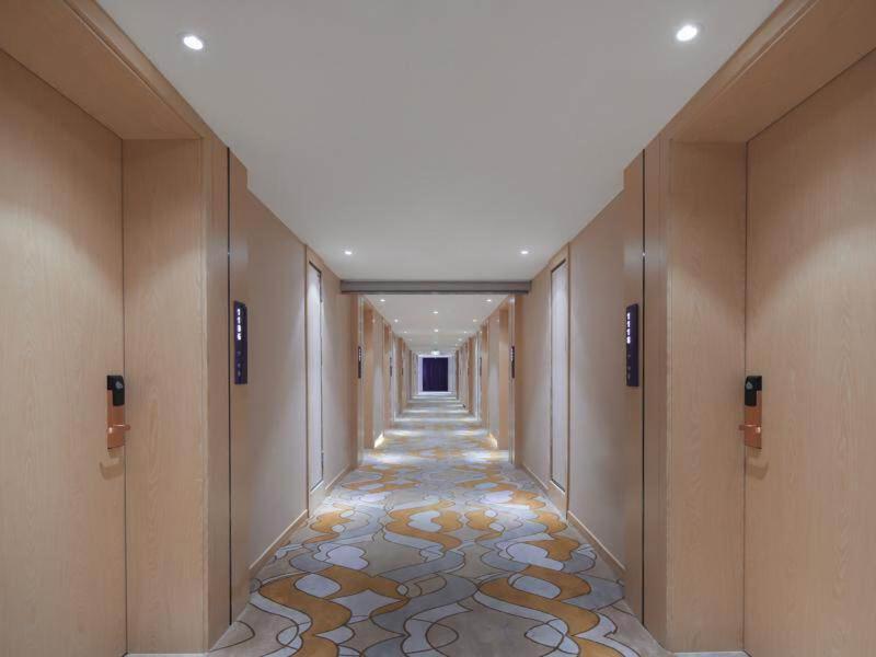 Kyriad Marvelous Hotel (Suzhou Wujiang People's Square) 20/29