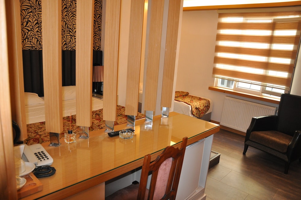 Istcity Hotel 43/47