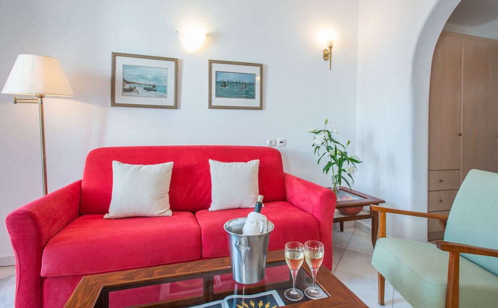 Mykonos Adonis Hotel 46/76