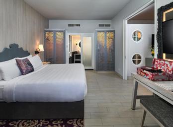 Family Suite, Roxity, King Bed