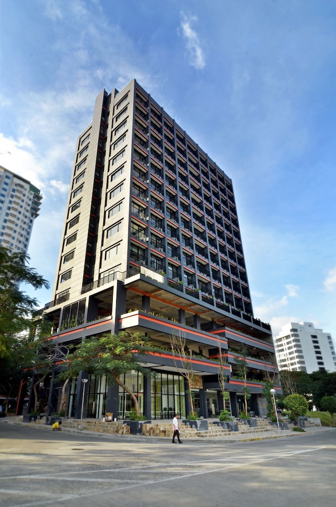Azumi Boutique Hotel 7/73