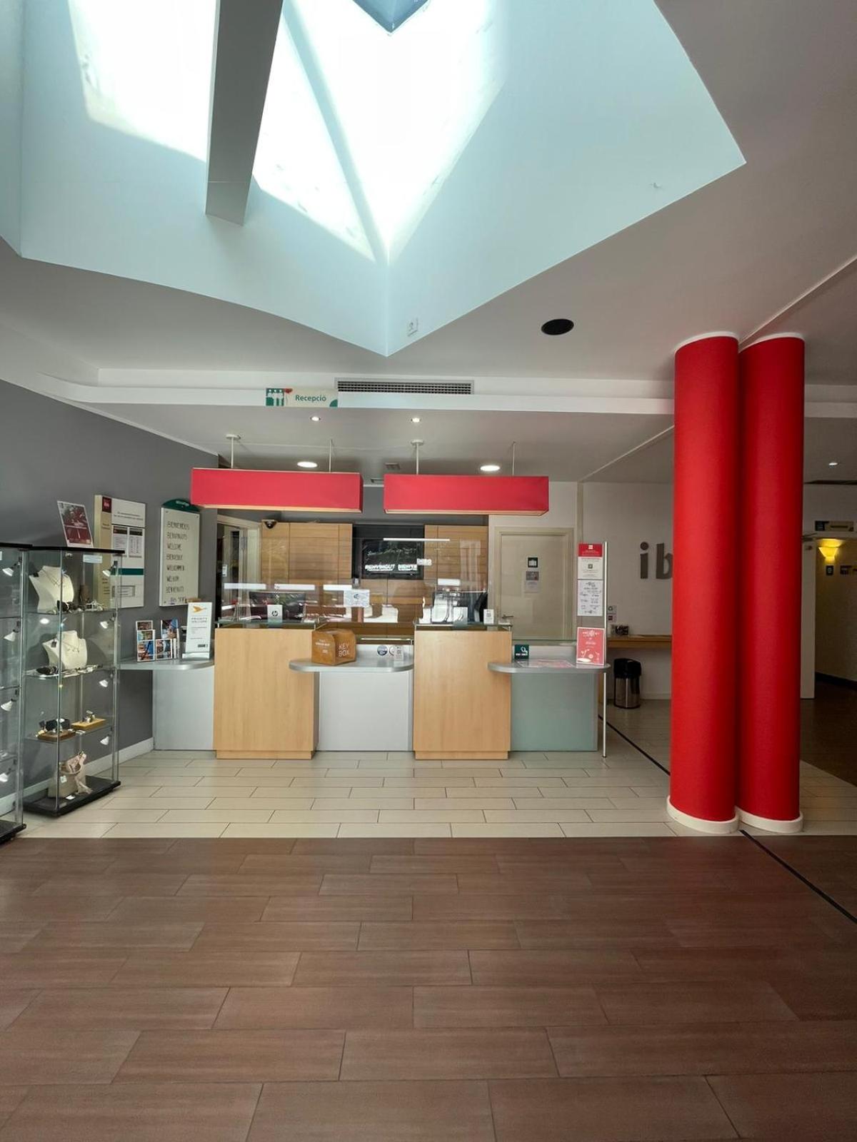 Ibis Budget Girona Costa Brava 11/70
