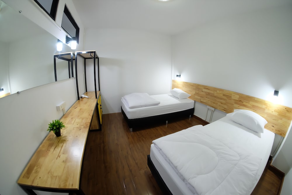 Daizy House 27/50
