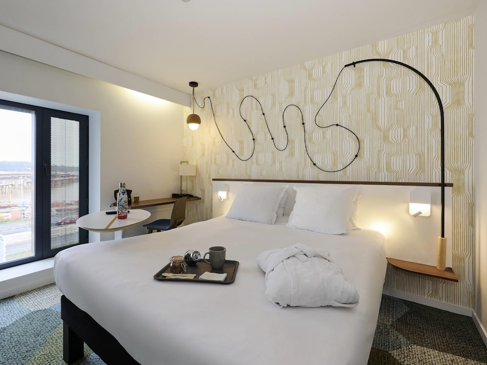 PREMIUM, DOUBLE BED