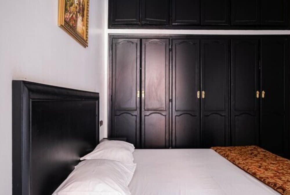Appart Hotel Larbi 18/45
