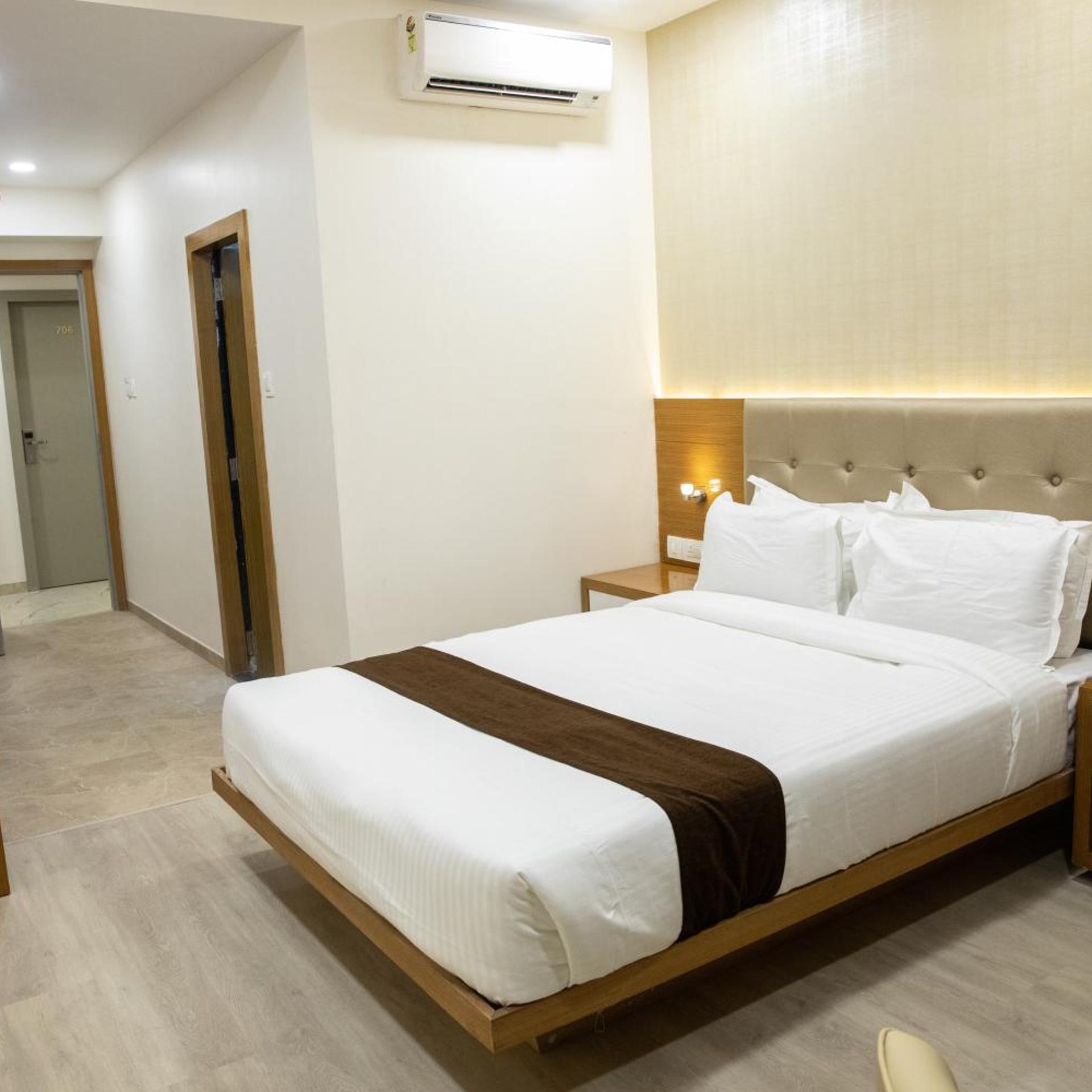 Hotel Grace Galaxy 13/32