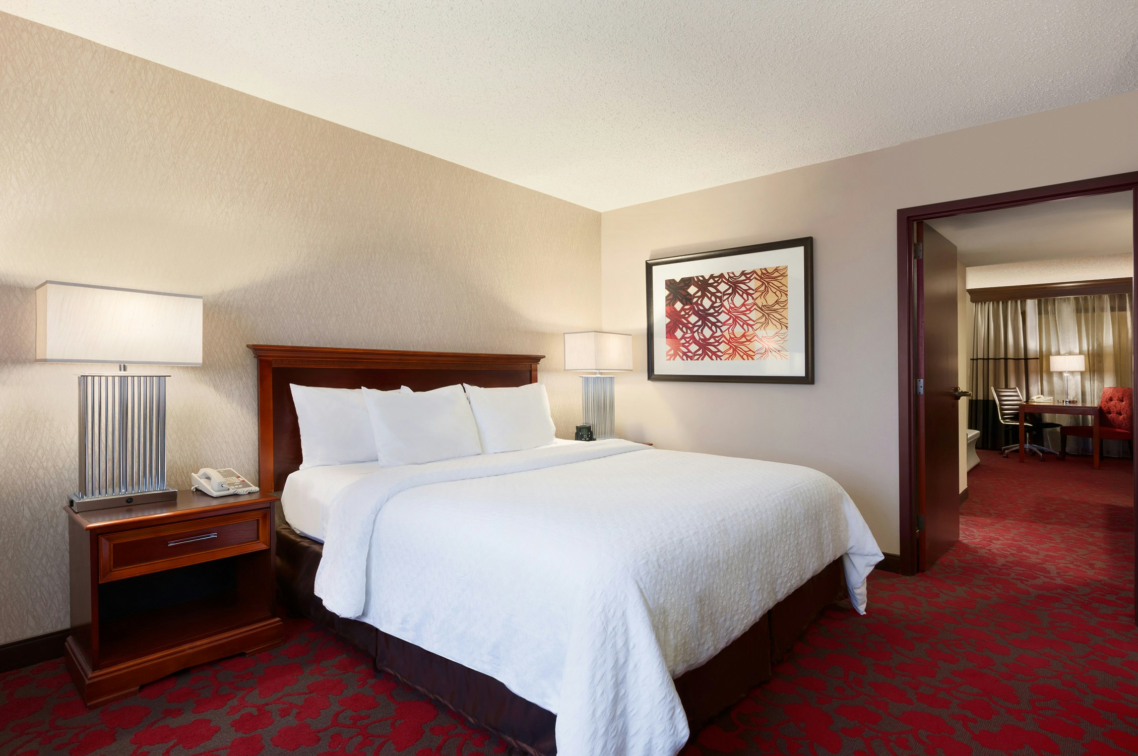 Premium, Suite, King Bed, Corner