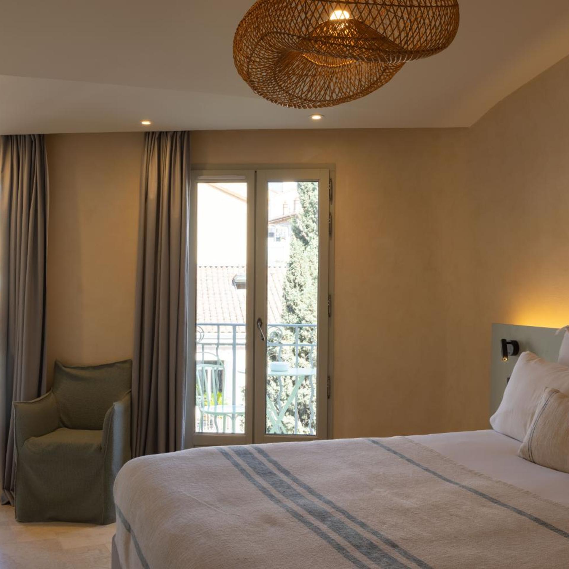 3 Bedrooms, Town House