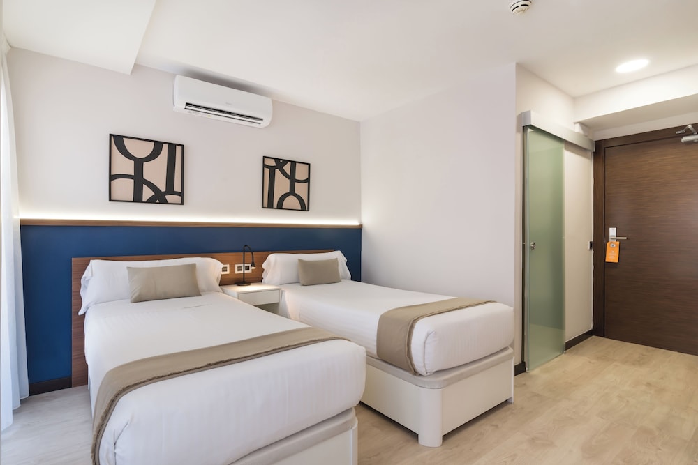 SUPERIOR, DOUBLE BED, BALCONY