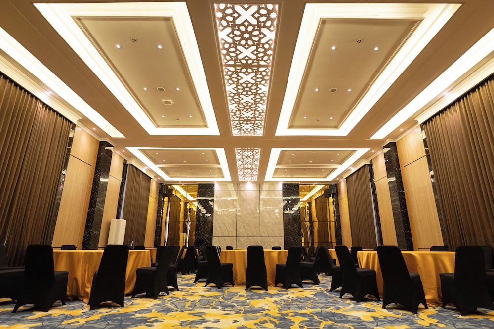 Eagle Hotel Wonosobo, Azana Hotels Collection 17/23