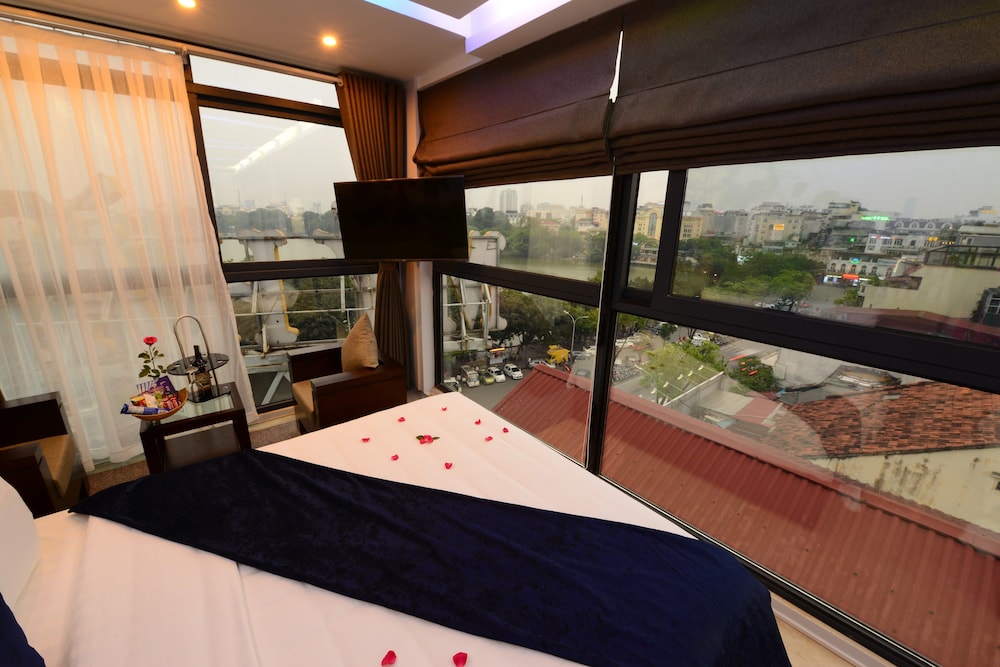 Bella Rosa Hotel 28/64