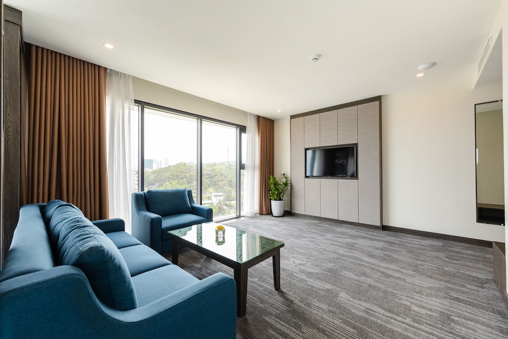 Muong Thanh Grand Ha Long 54/71