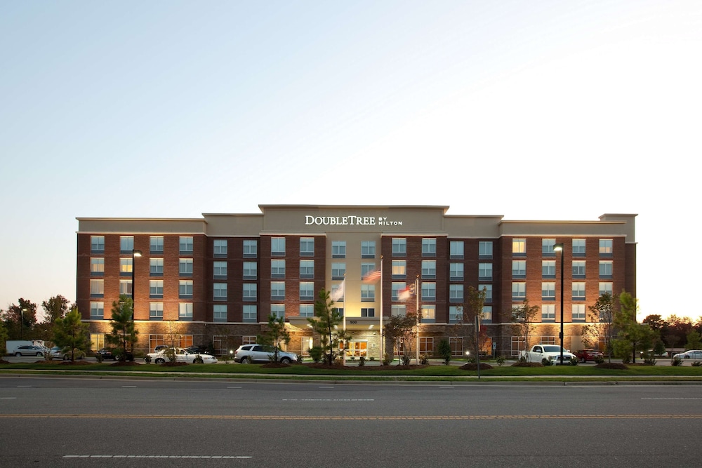 DOUBLETREE BY HILTON RALEIGH CARY