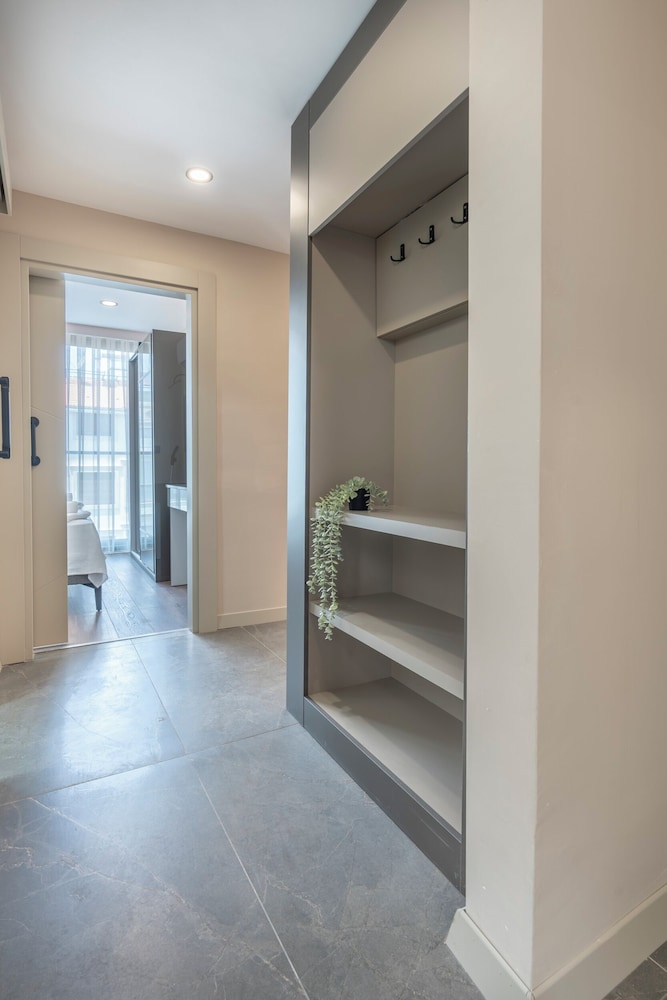 DoQu Suites&Hotel 5/28