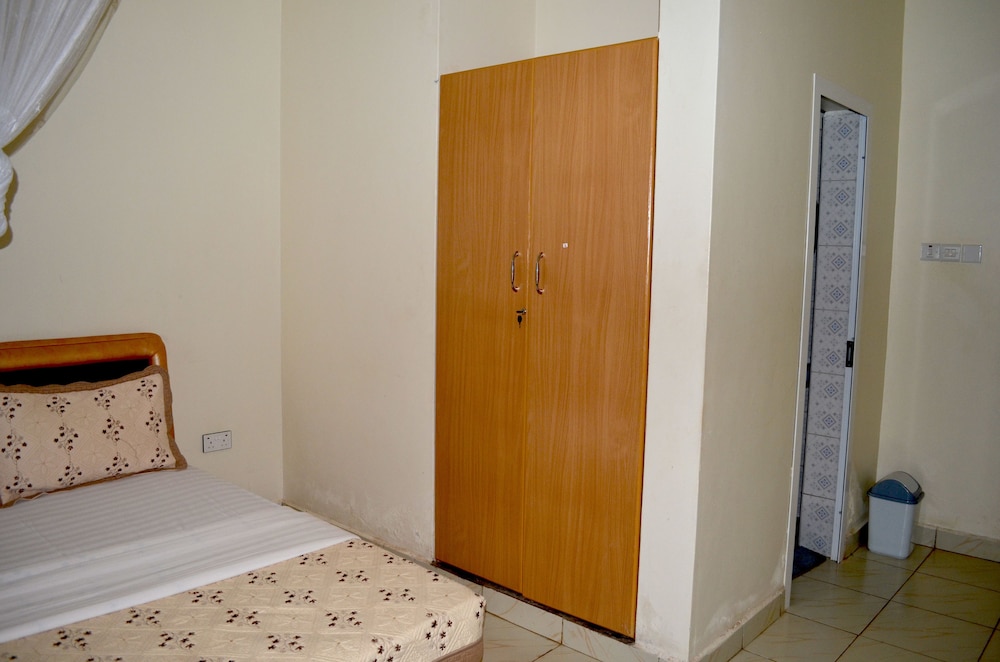 Hotel Top Five 28/52