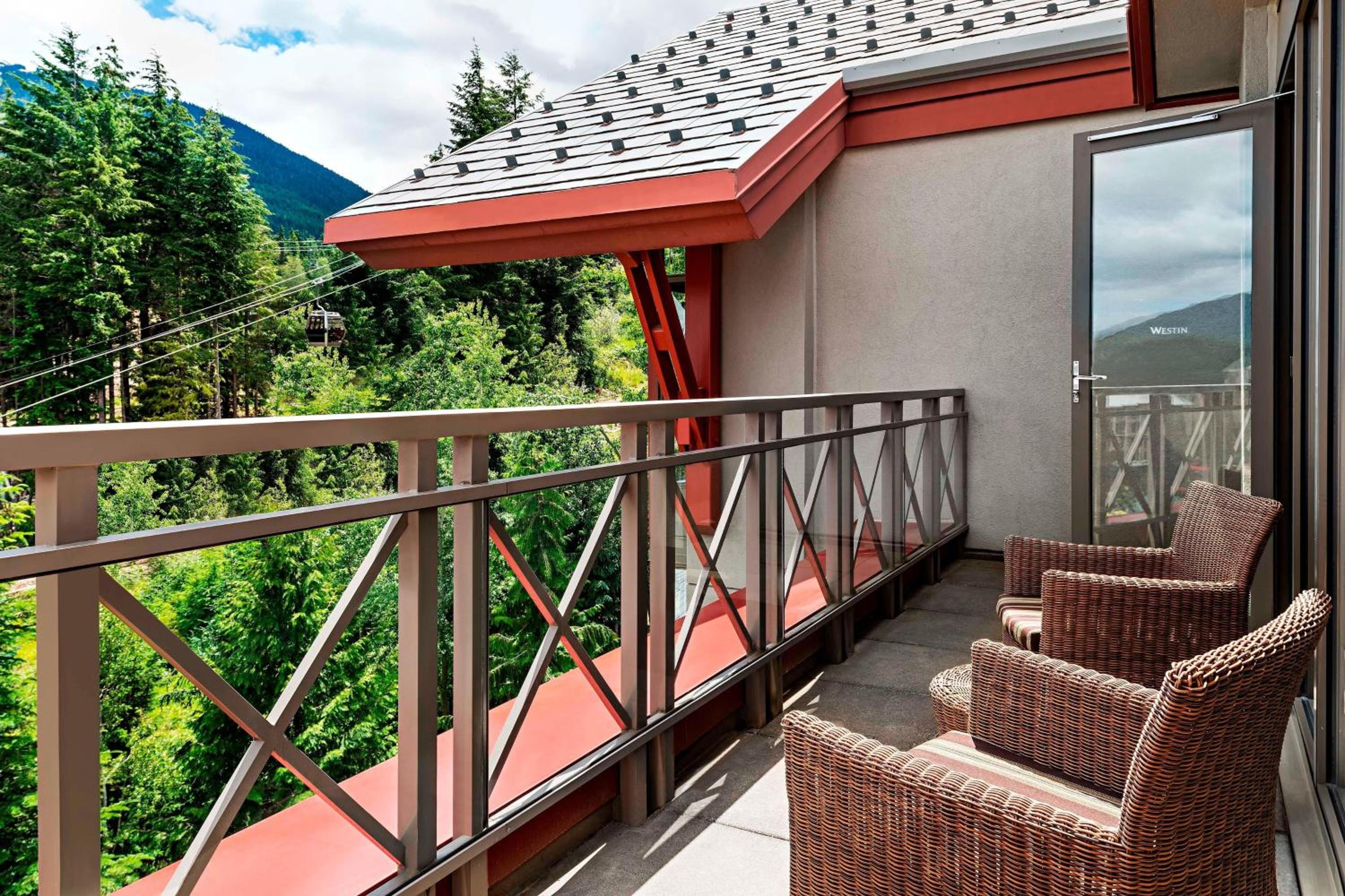 Penthouse Suite, 2 Queen Beds, Mountain View, 2 Sofa, Sofa