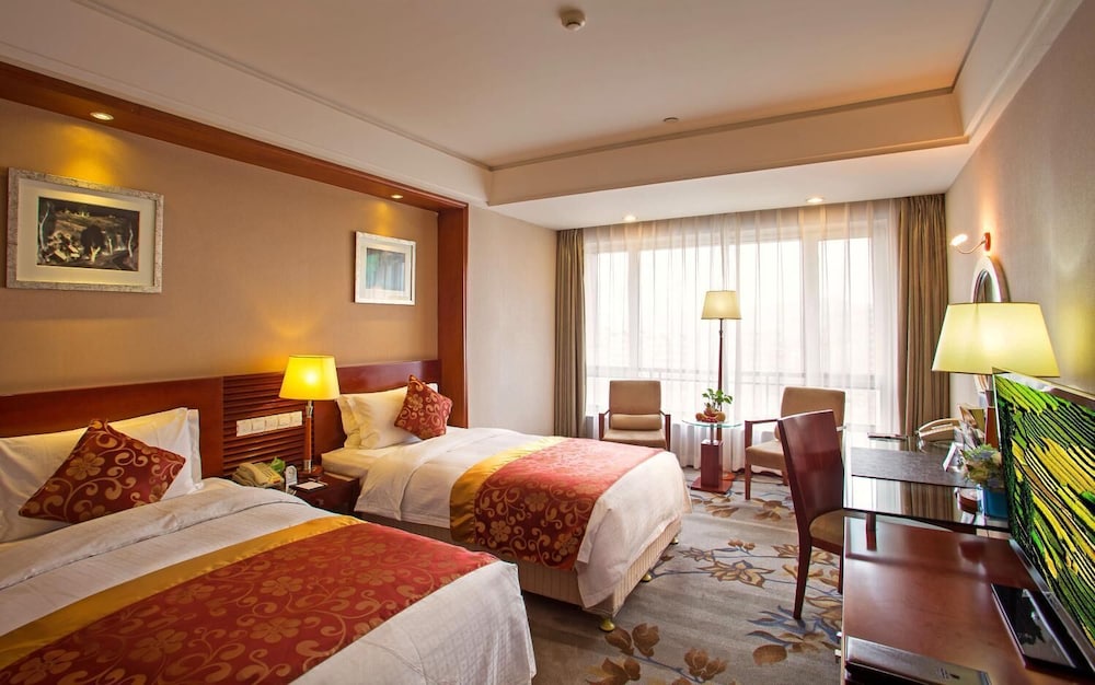 Guangye Jinjiang Hotel 8/27