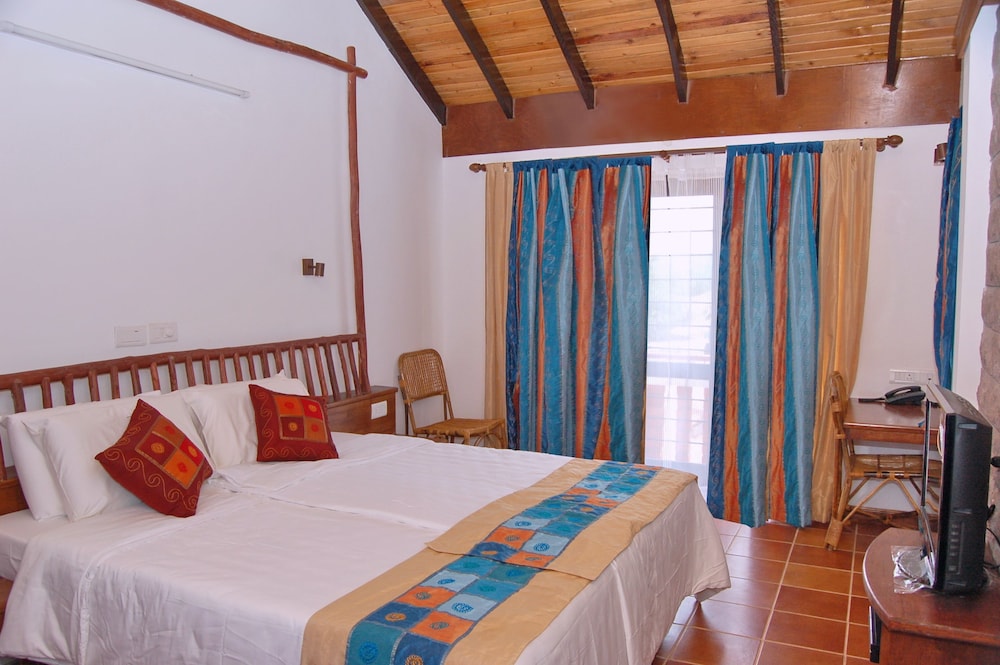 KADAMBAVANAM ETHNIC RESORT 9/42