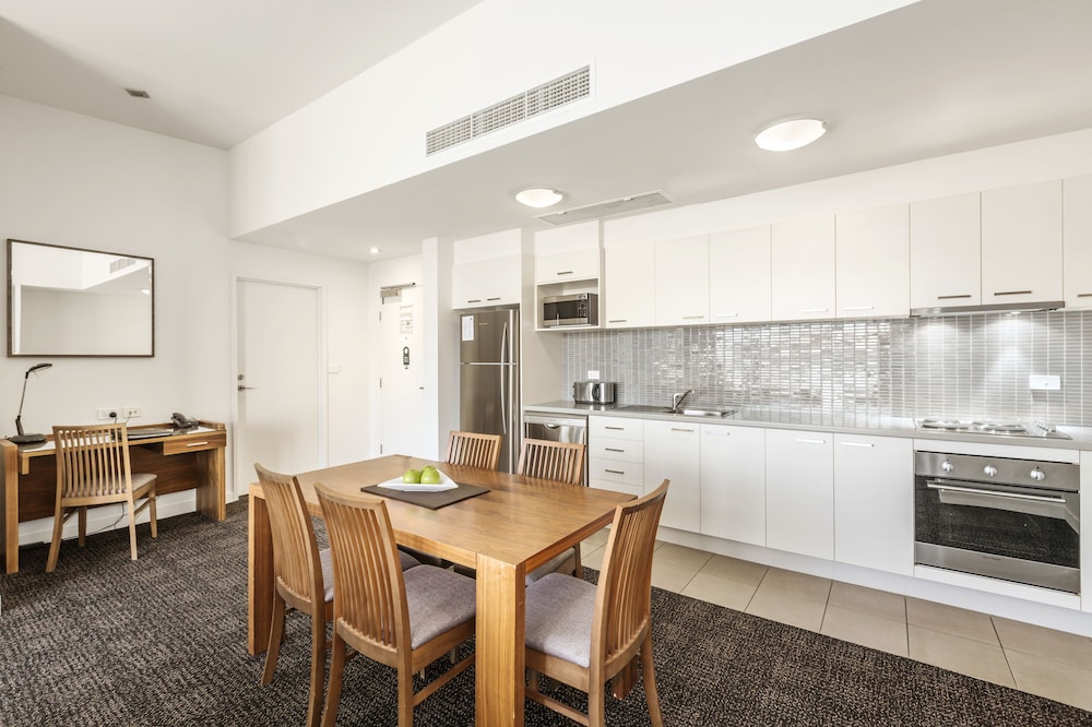 Quest Albury 35/41