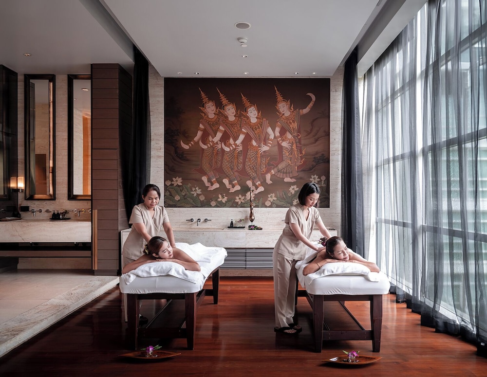 PULLMAN BANGKOK KING POWER 35/73