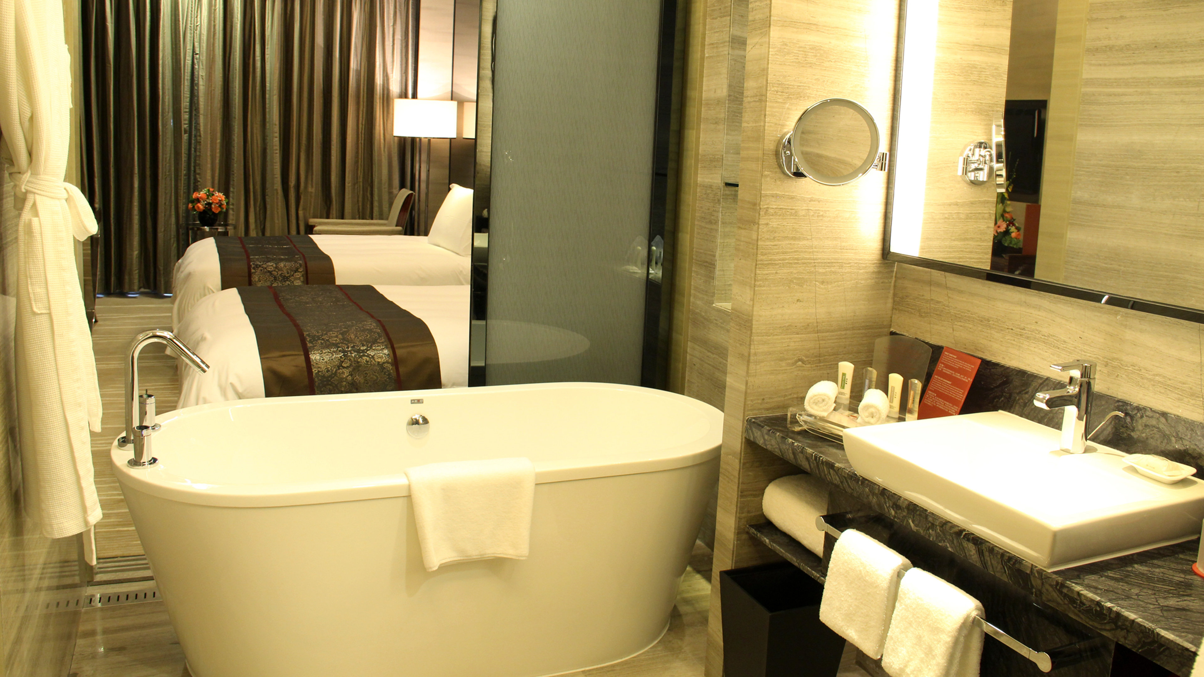 Crowne Plaza Shenzhen Longgang City Centre 49/50