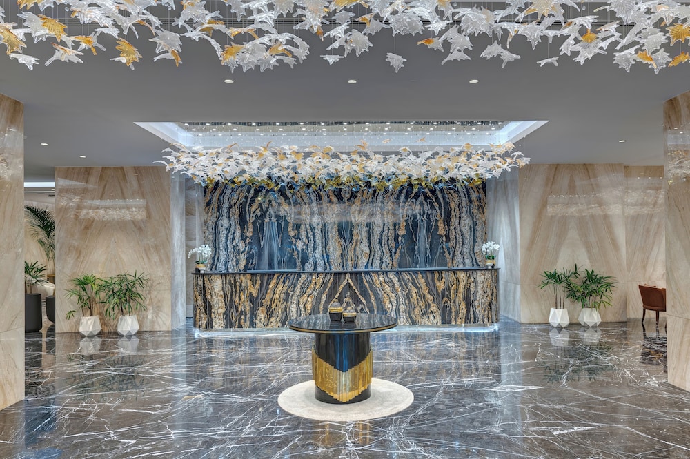 Movenpick Hotel Centaurus 8/62