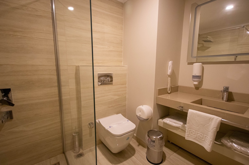 Vira Otel Suites 68/68