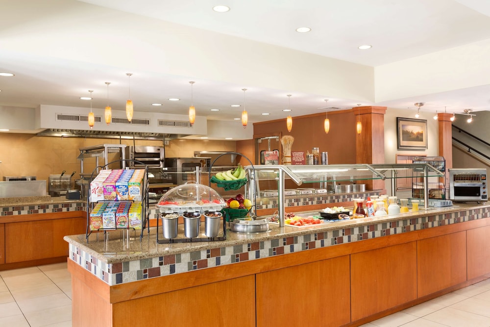 Hilton Garden Inn Lancaster 36/46
