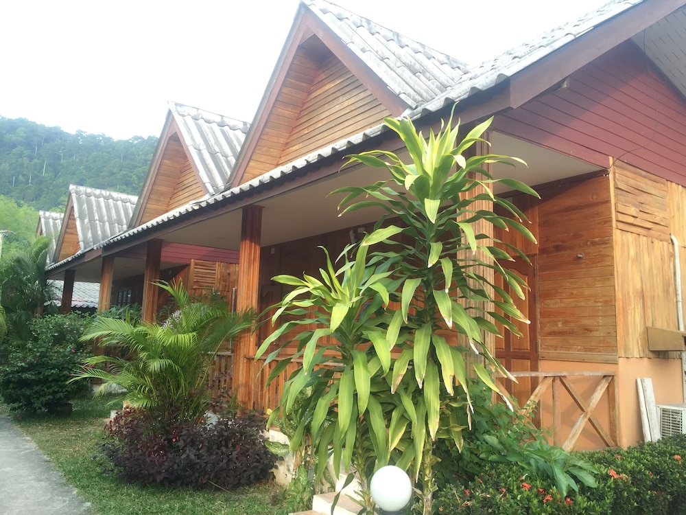 Poonsap Resort 60/62