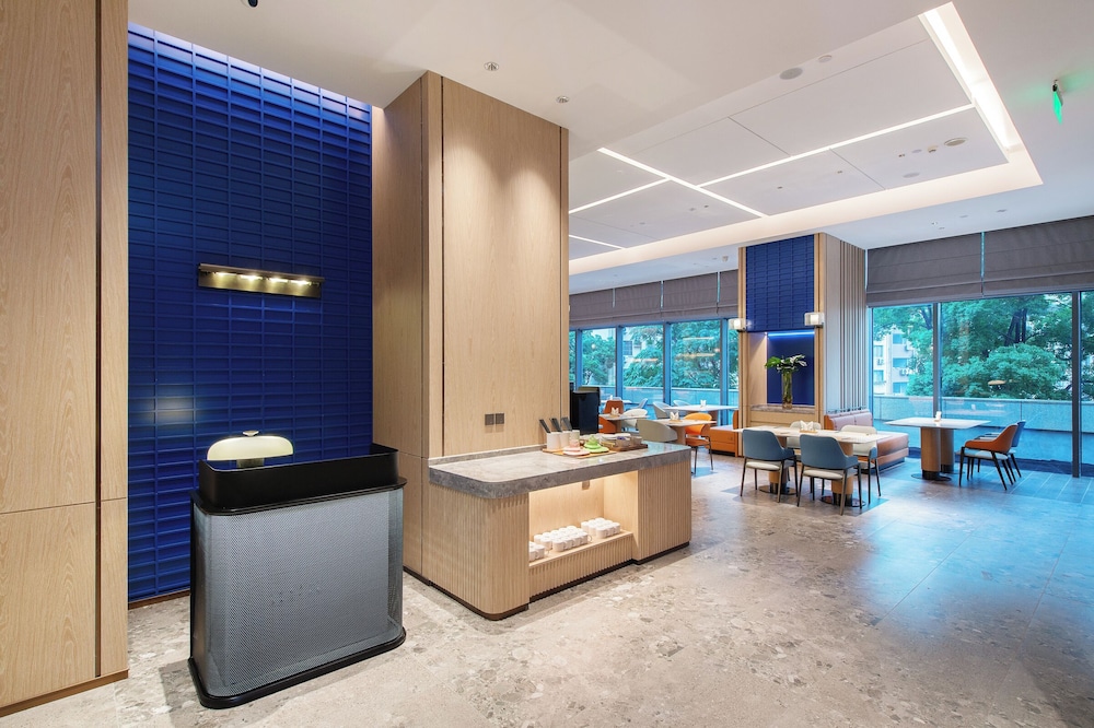 Novotel Wuxi 9/89