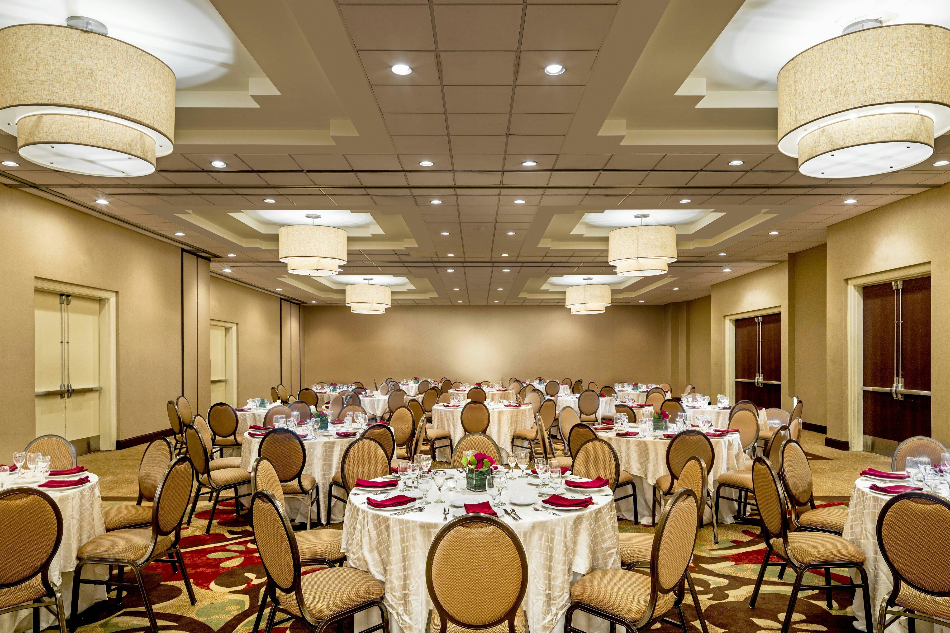 Sheraton Edison Hotel Raritan Center 13/15